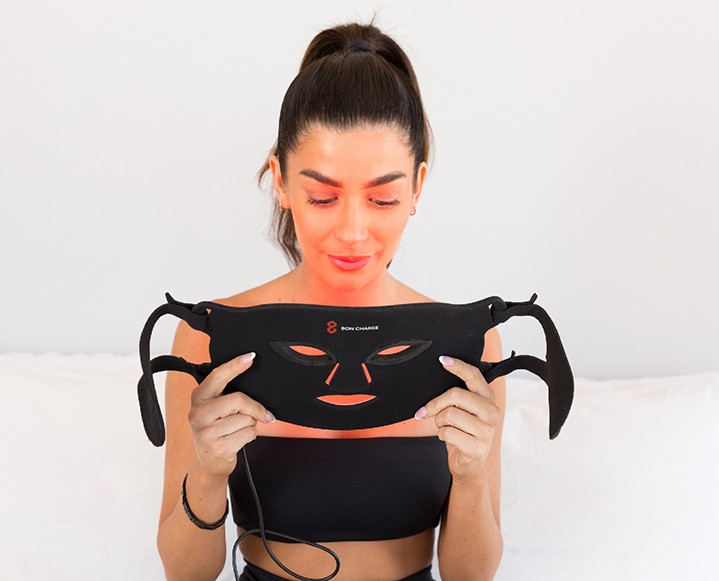 red light face mask